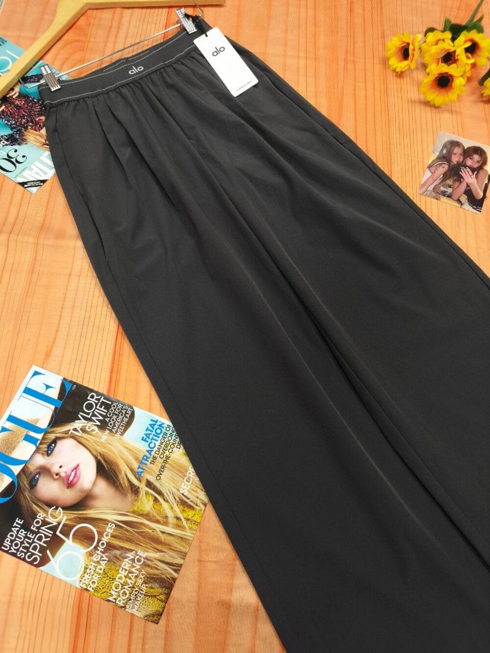 Dark Grey ALO Yoga Suit Up Trouser (Regular)💐 - Quiet Luxury💎 - Picture 3 of 7